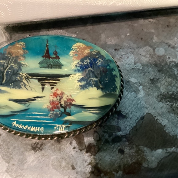 Hand Painted Flower Brooch (Antique) JUST FABULOUS - Picture 4 of 8